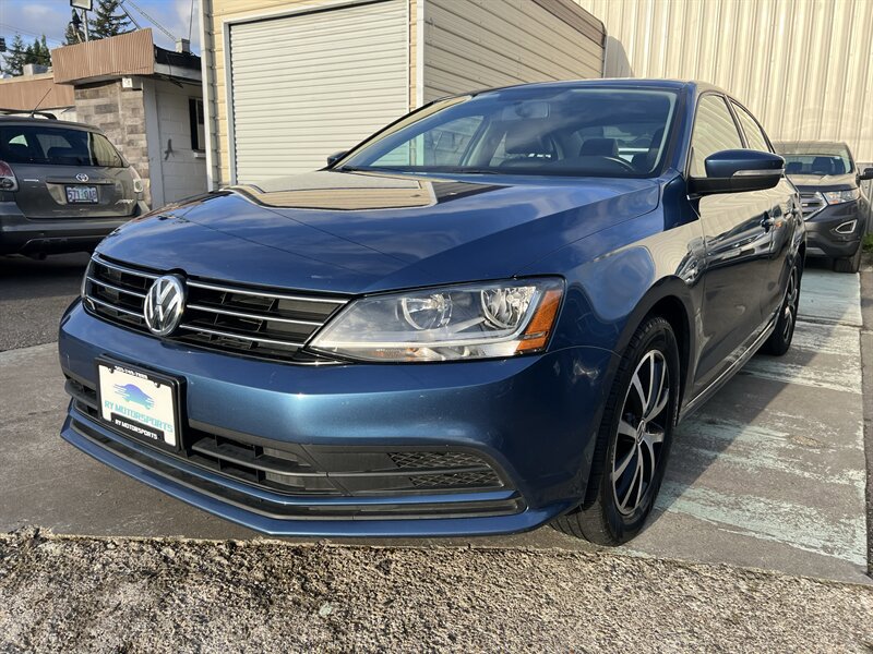 Used 2017 Volkswagen Jetta SE