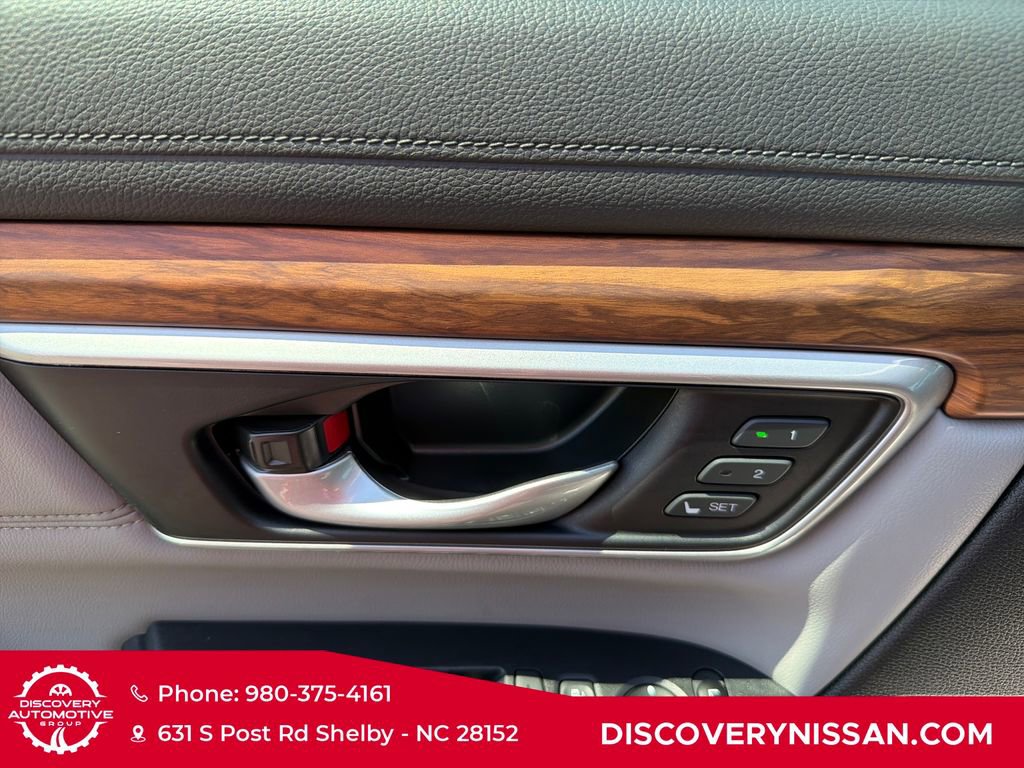 Used 2021 Honda CR-V Touring image 12