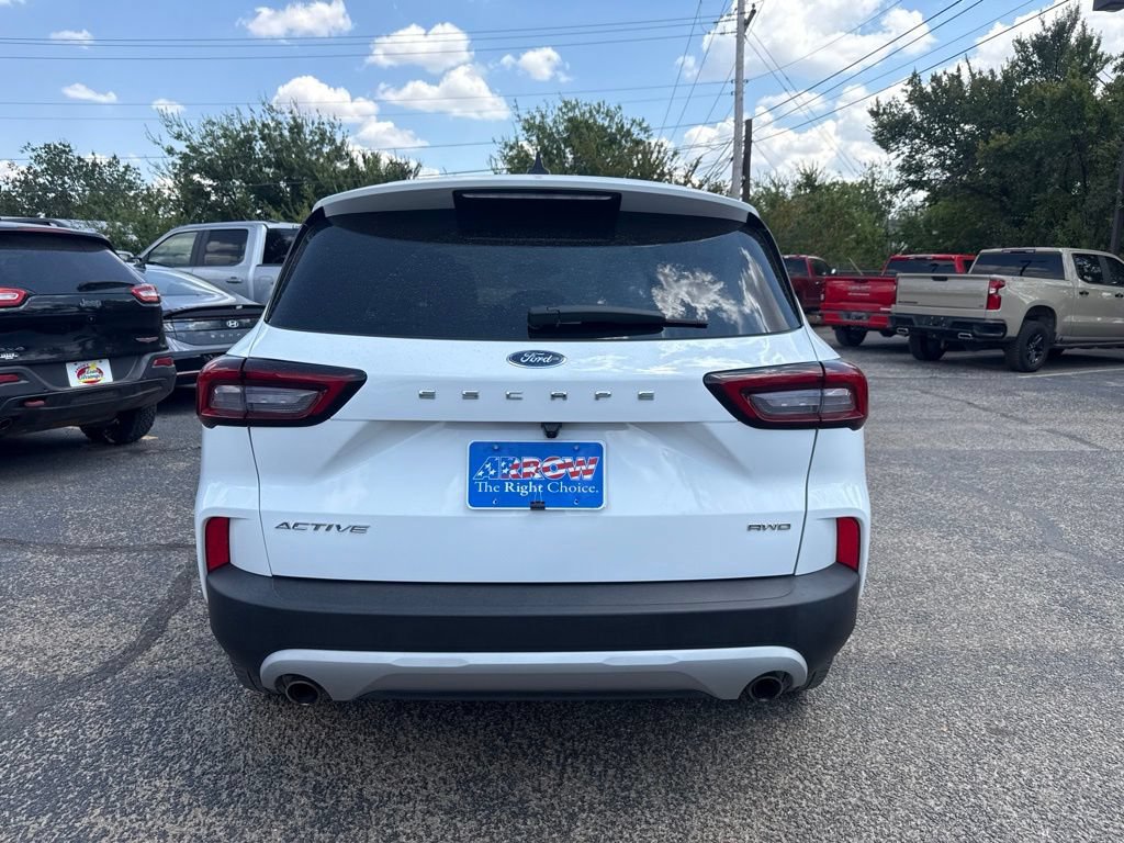 Used 2023 Ford Escape Active AWD/4WD image 5