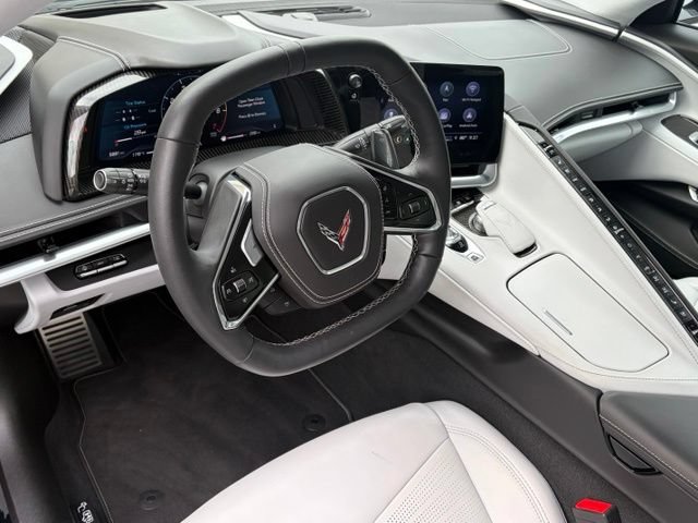 Used 2021 Chevrolet Corvette Stingray Premium Conv w/ Z51 Performance Package RWD image 42