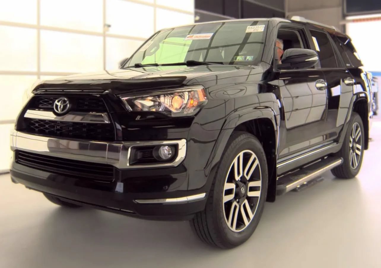 Used 2017 Toyota 4Runner Limited AWD/4WD image 1