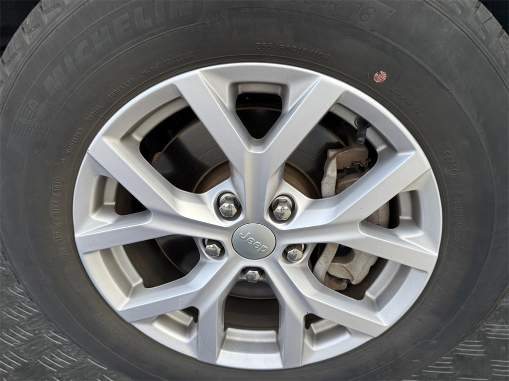 Certified 2022 Jeep Grand Cherokee L Limited image 21