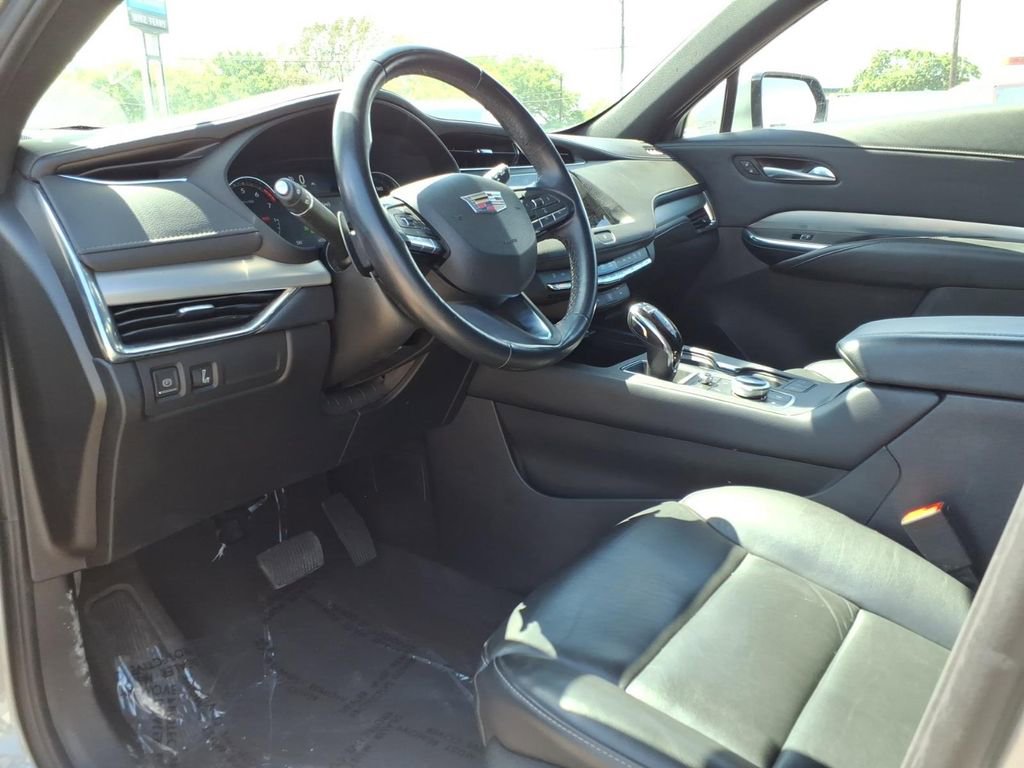 Certified 2023 Cadillac XT4 Premium Luxury image 20