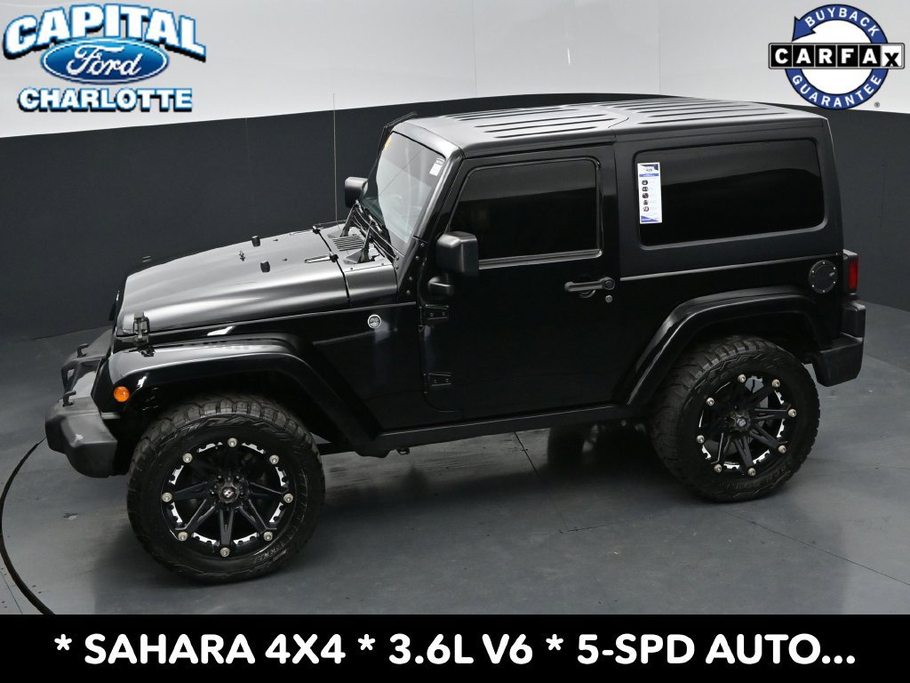Used 2017 Jeep Wrangler Sahara w/ Connectivity Group AWD/4WD image 31