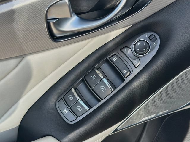 Used 2022 INFINITI Q50 Luxe w/ Cargo Package RWD image 21