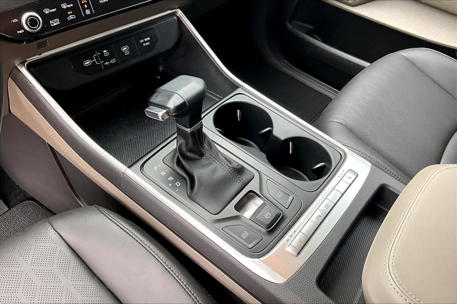 Certified 2026 Kia Carnival FWD image 15