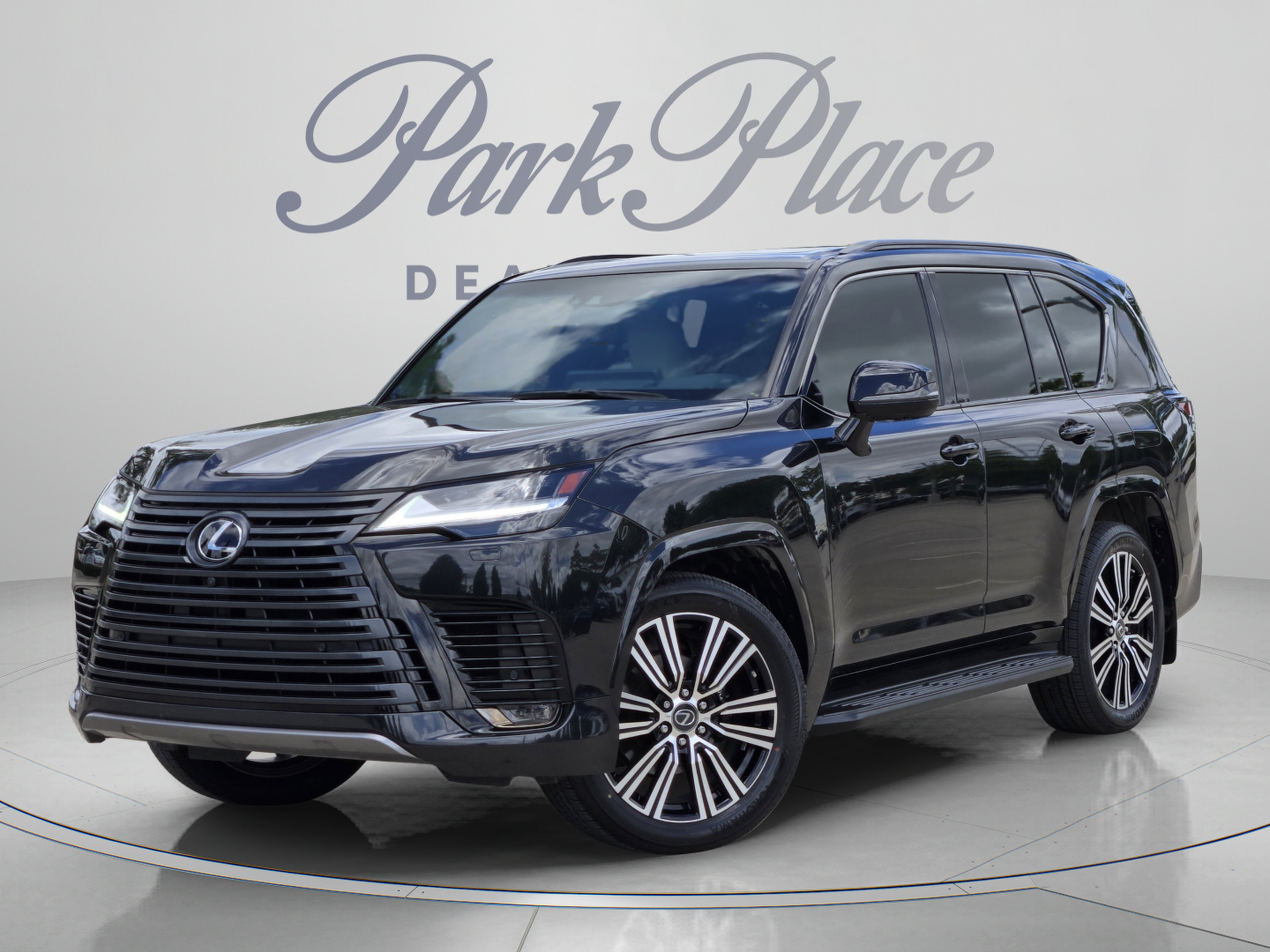 Used 2023 Lexus LX 600 4WD w/ Appearance Package