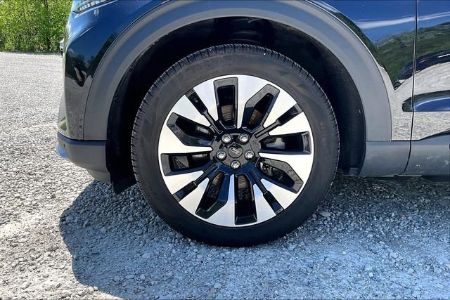 Used 2025 Ford Explorer Platinum w/ LUX Leather Package AWD/4WD image 8