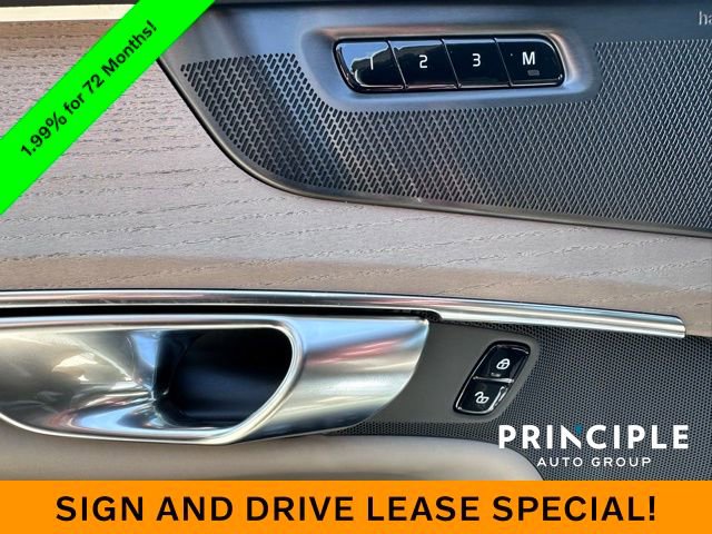 New 2026 Volvo XC90 B6 Plus w/ Protection Package Premier image 16