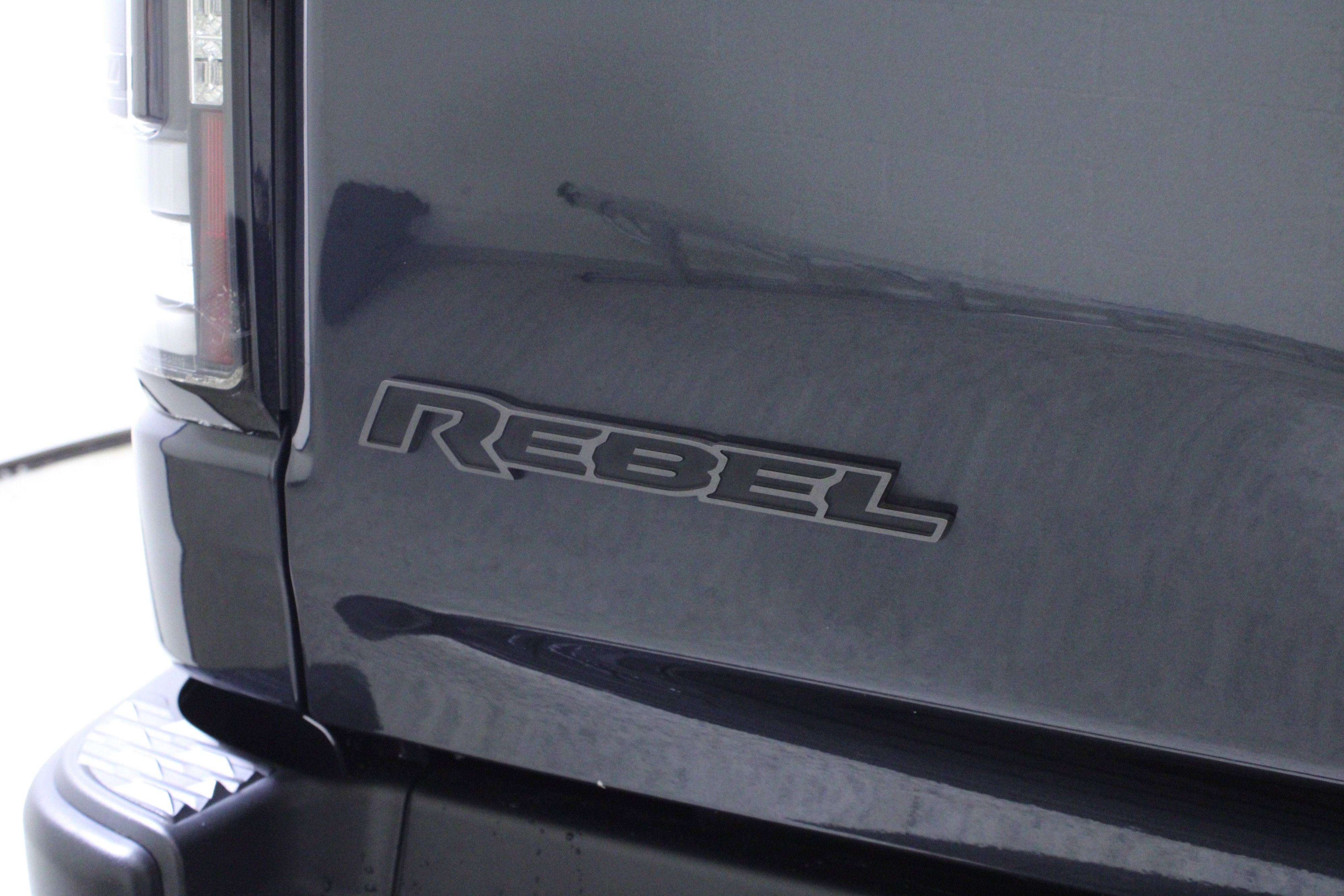 Used 2019 RAM 1500 Rebel image 9