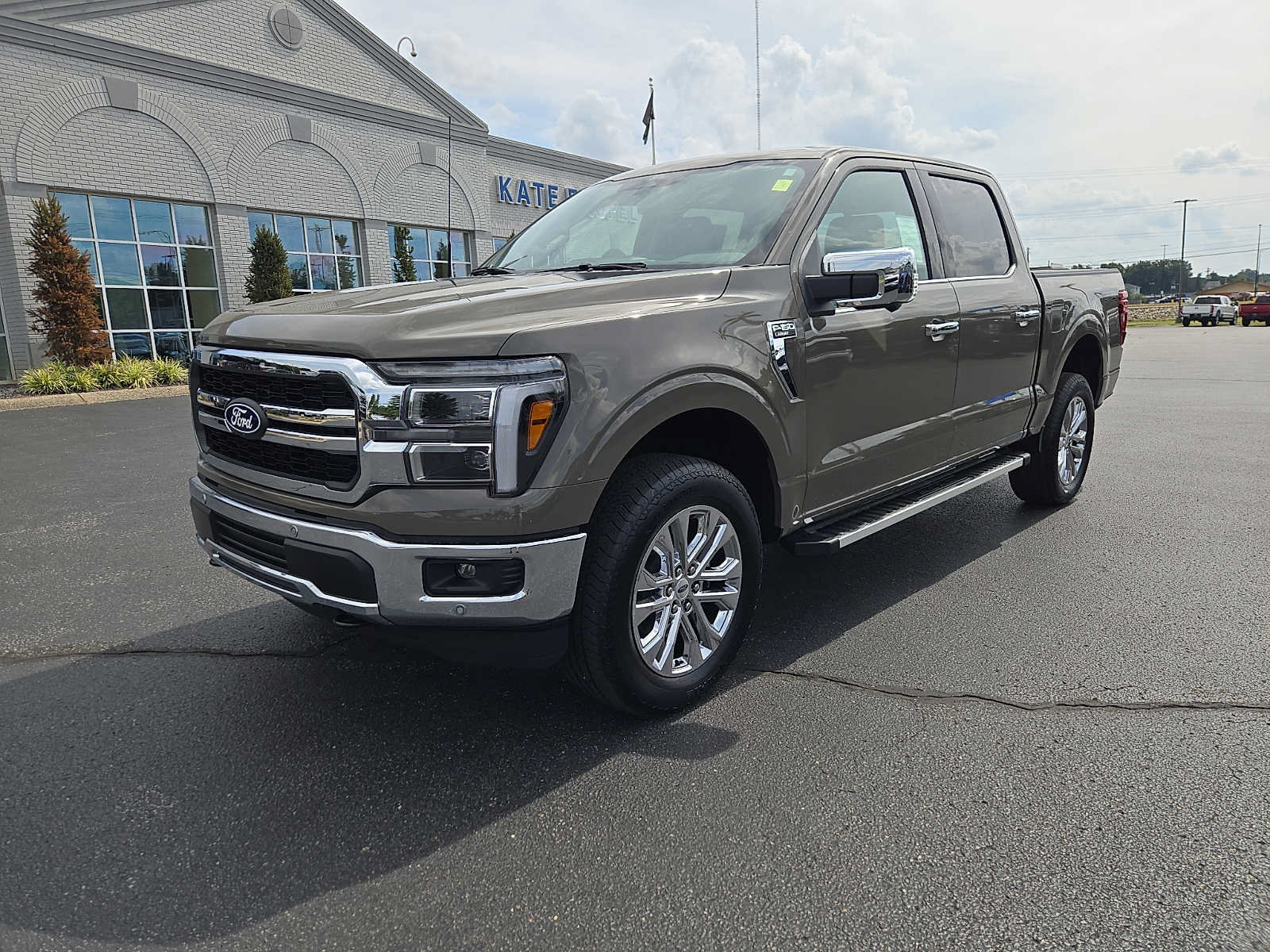 New 2026 Ford F150 Lariat w/ Equipment Group 501A Mid AWD/4WD image 3