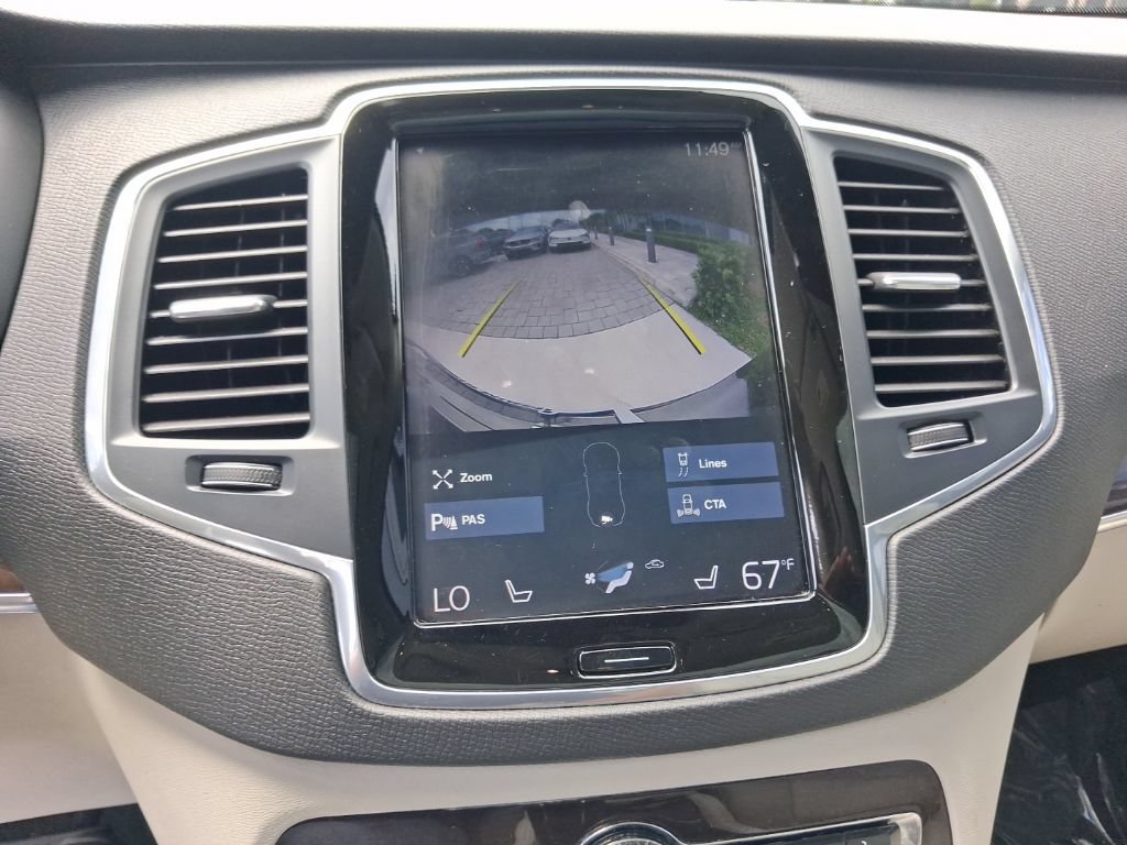 Used 2019 Volvo XC90 T6 Momentum AWD/4WD image 23