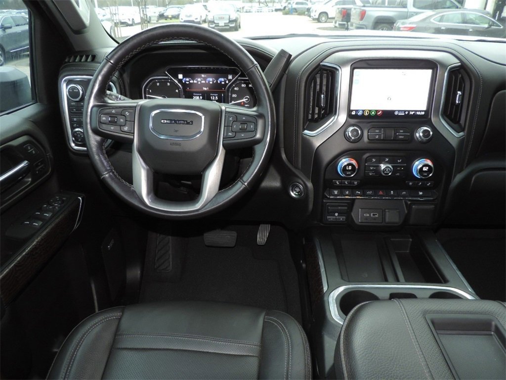 Certified 2022 GMC Sierra 3500 Denali image 17