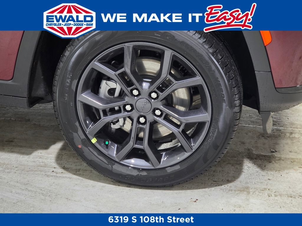 New 2025 Jeep Grand Cherokee L Limited image 13