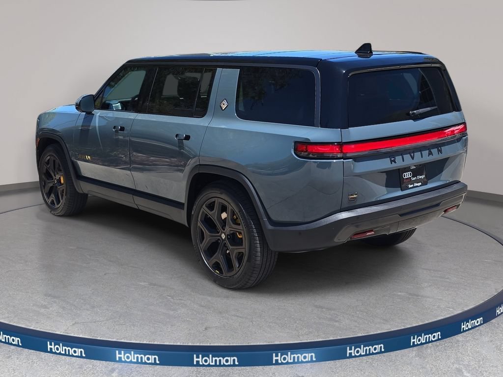Used 2025 Rivian R1S Premium AWD/4WD image 8