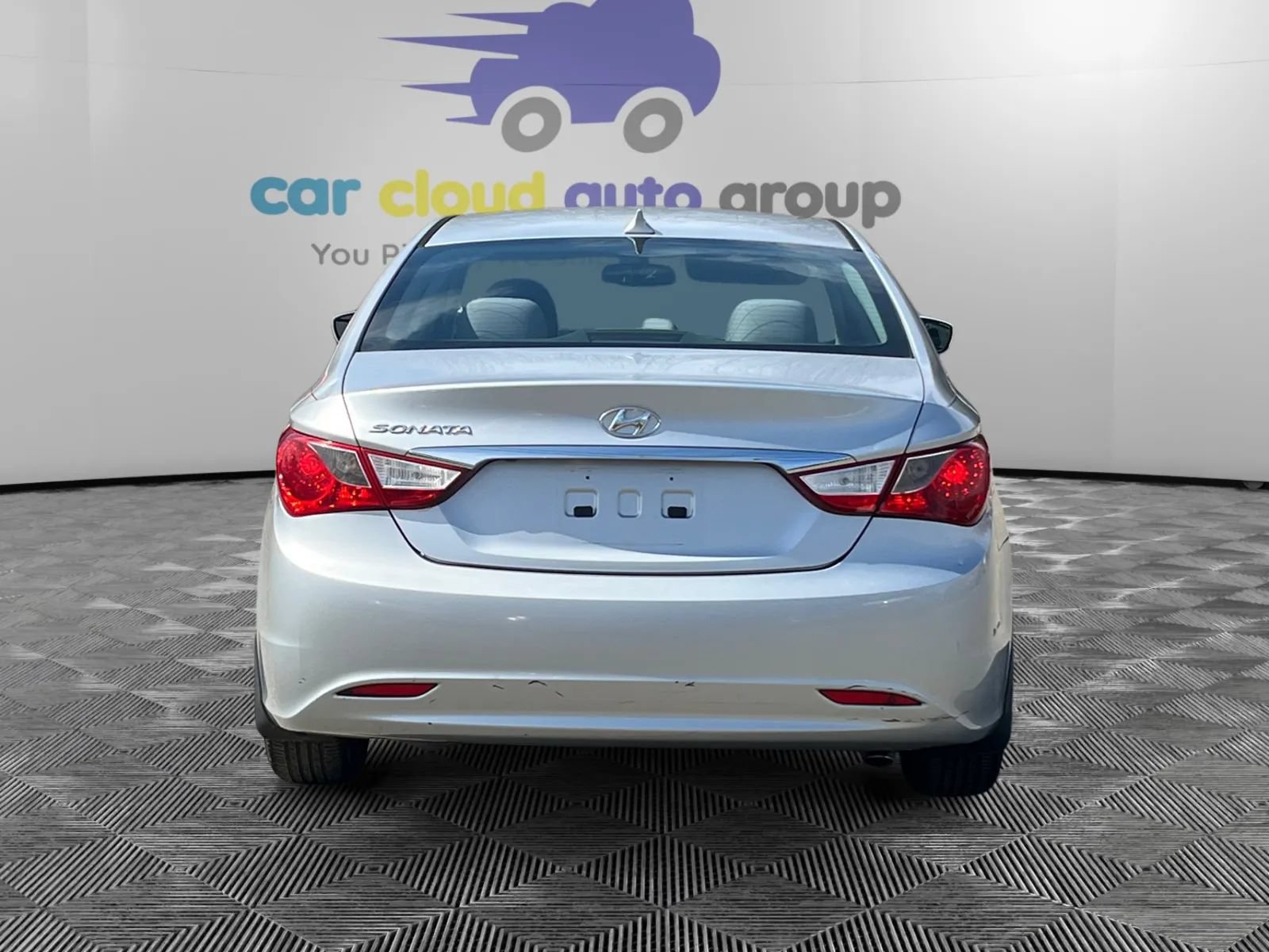Used 2012 Hyundai Sonata GLS w/ Popular Equipment Pkg FWD image 4