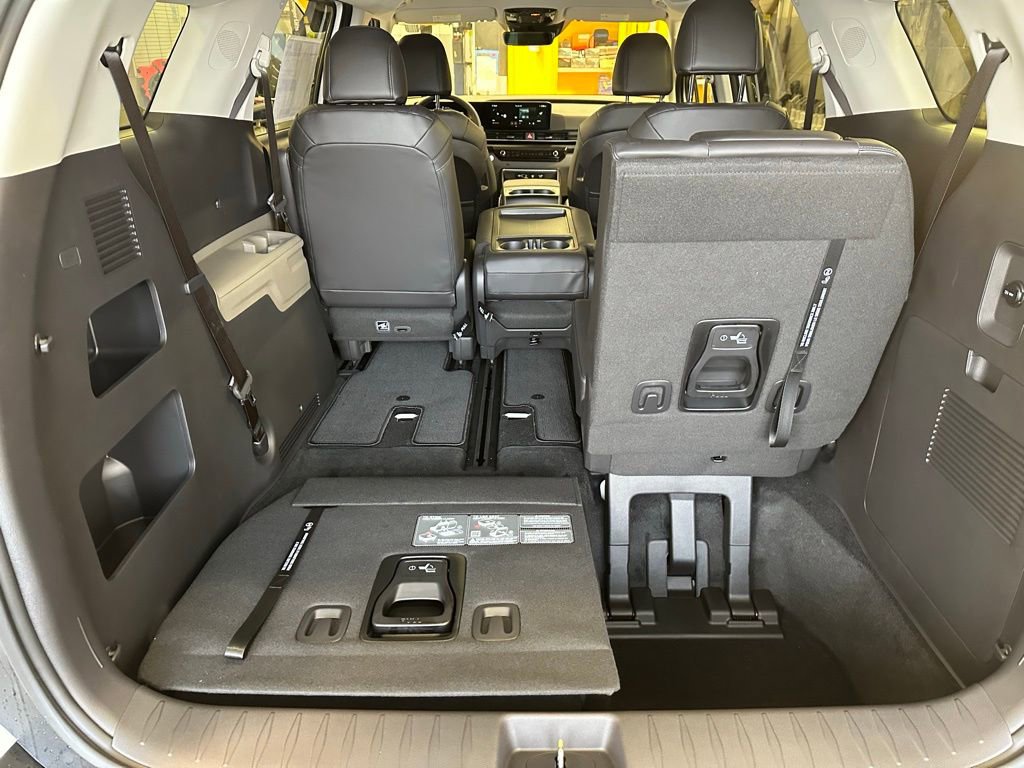 New 2026 Kia Carnival LXS image 32