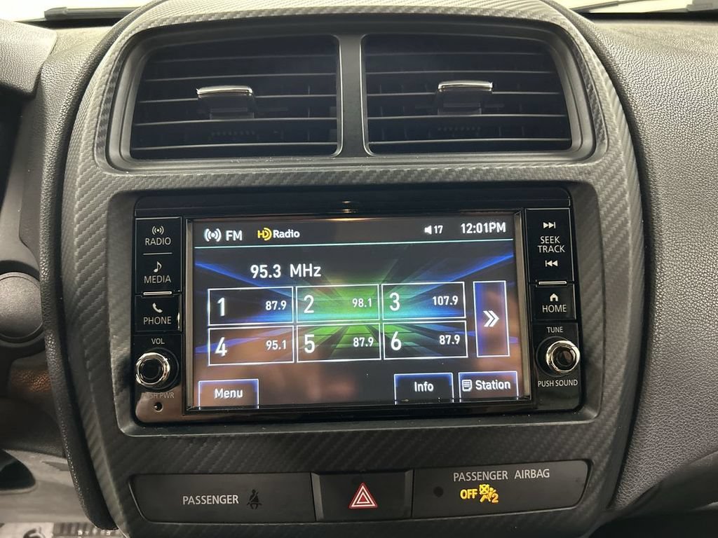Used 2023 Mitsubishi Outlander Sport ES AWD/4WD image 14