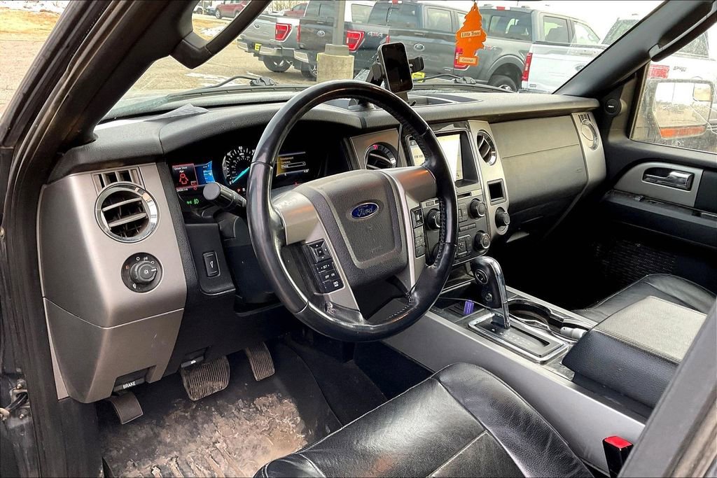 Used 2016 Ford Expedition Limited AWD/4WD image 7