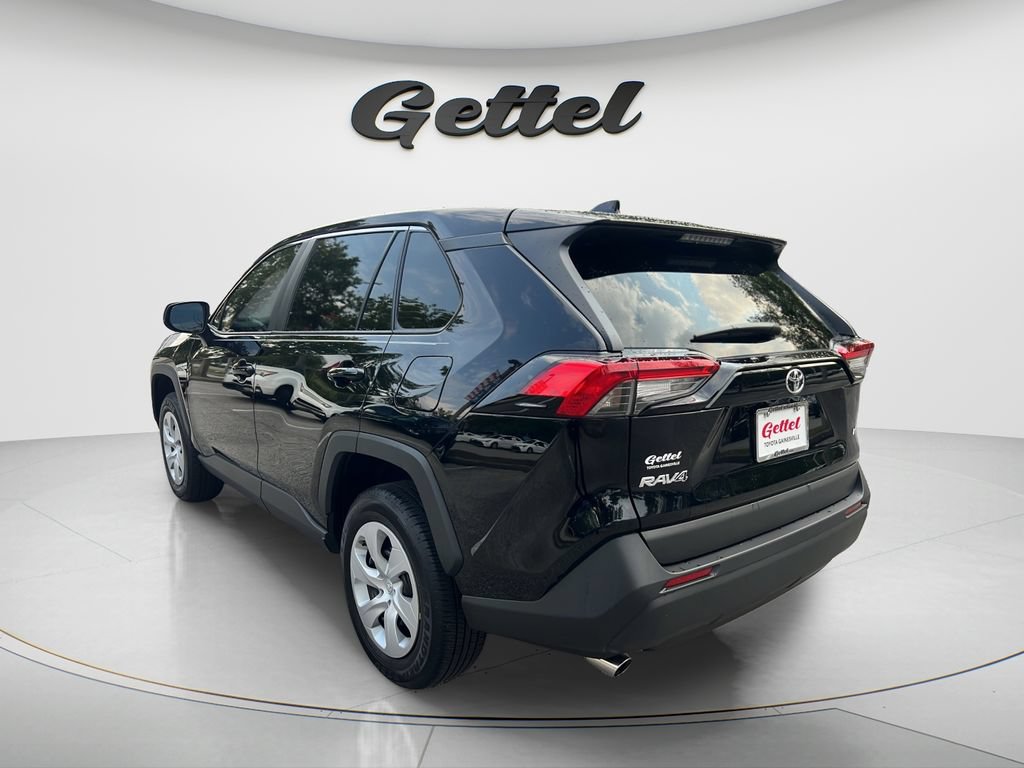 Used 2025 Toyota RAV4 LE FWD image 7