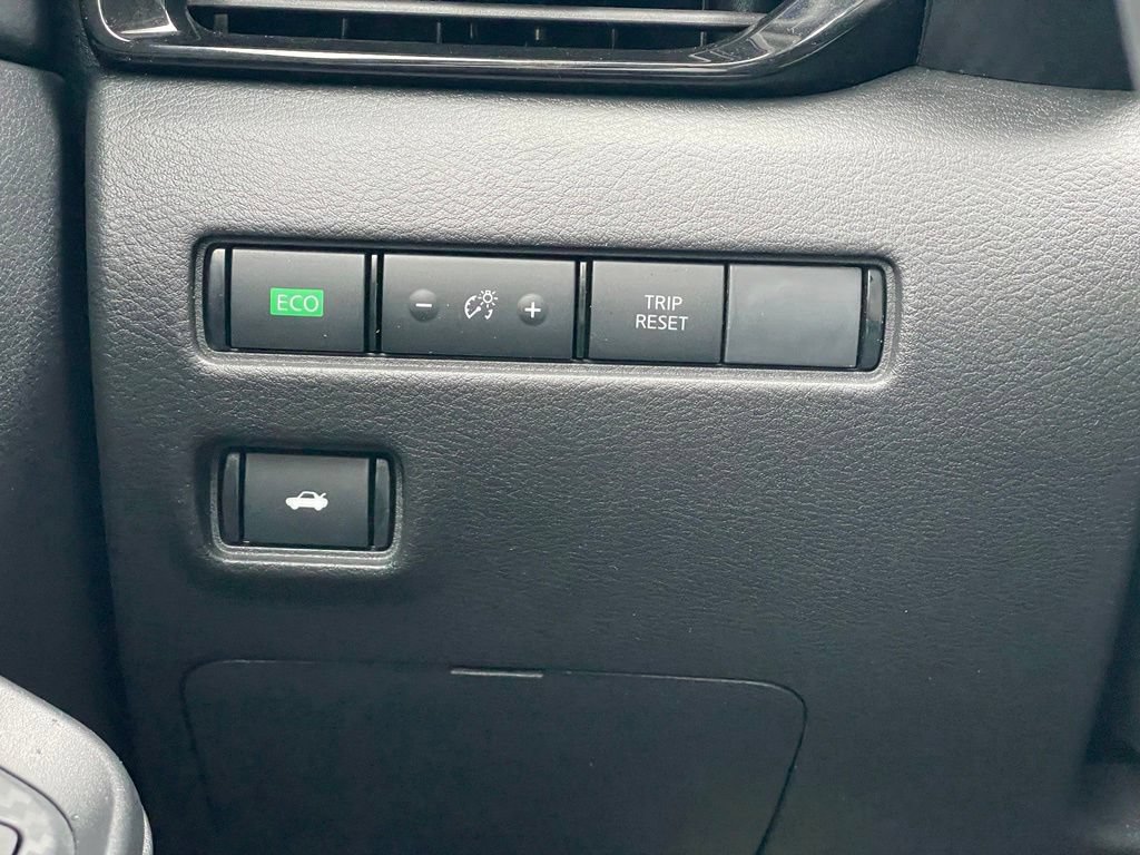 Certified 2024 Nissan Sentra SV FWD image 13