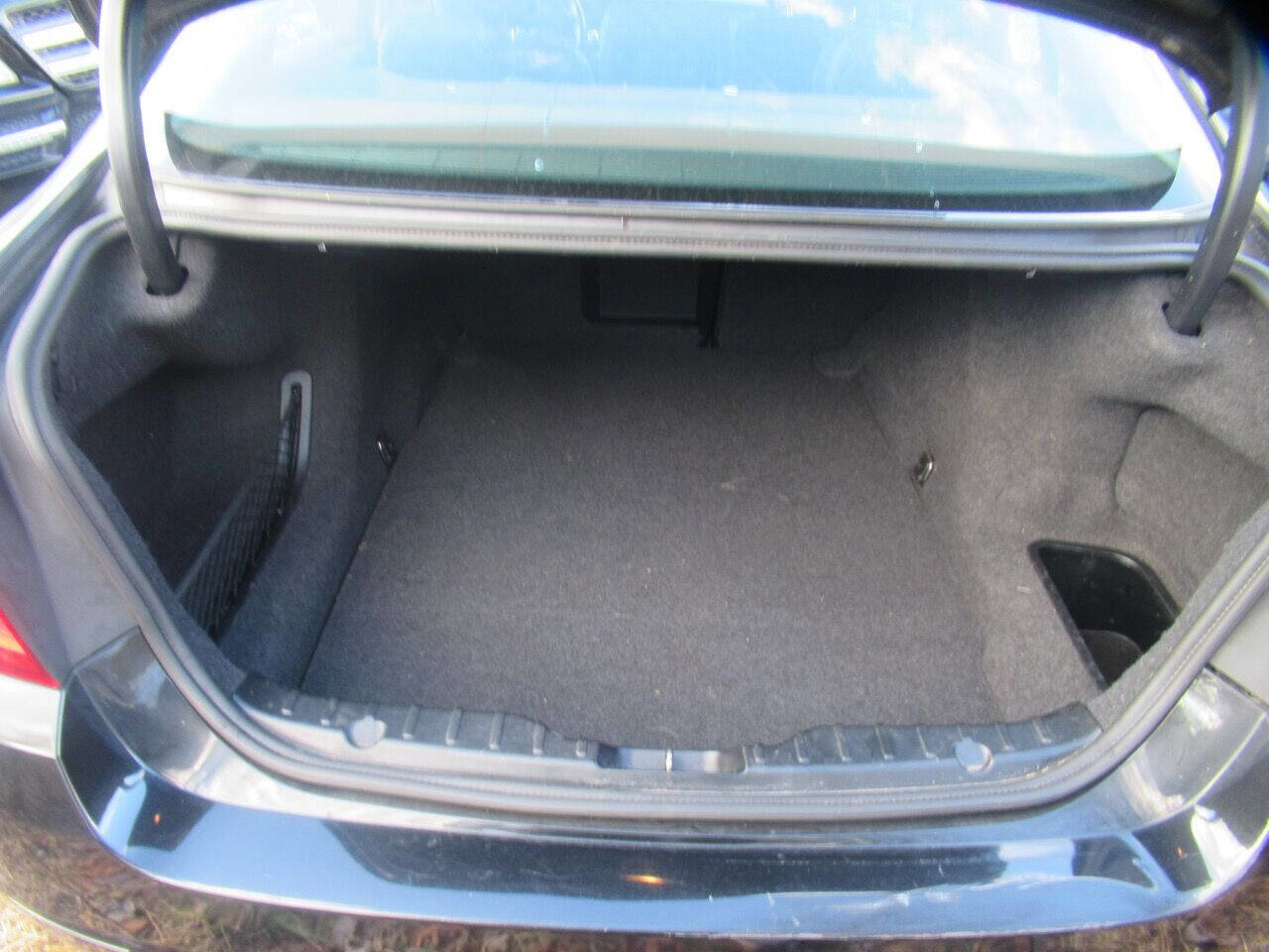 Used 2013 BMW 528i xDrive Sedan image 10