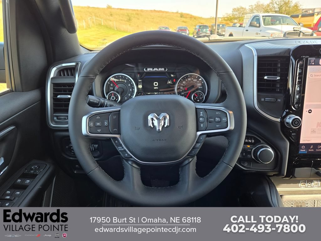 New 2026 RAM 1500 Big Horn AWD/4WD image 16