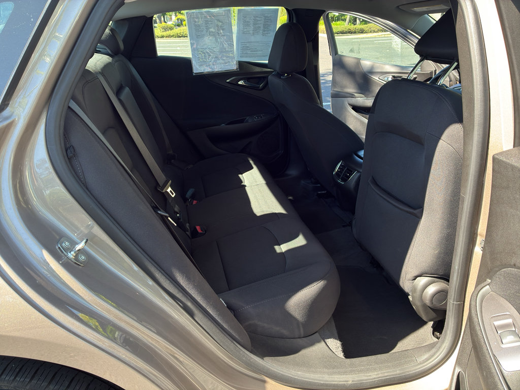 Used 2023 Chevrolet Malibu LT FWD image 46
