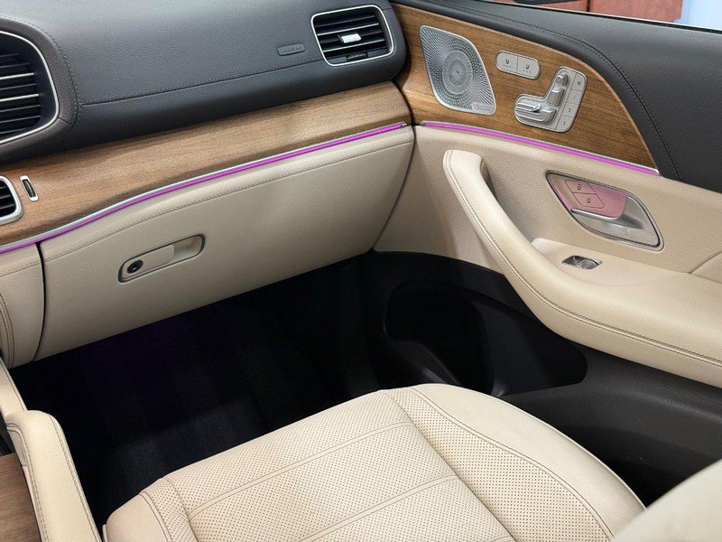 Used 2020 Mercedes-Benz GLS 450 4MATIC image 12