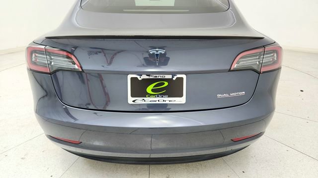 Used 2023 Tesla Model 3 Performance image 11