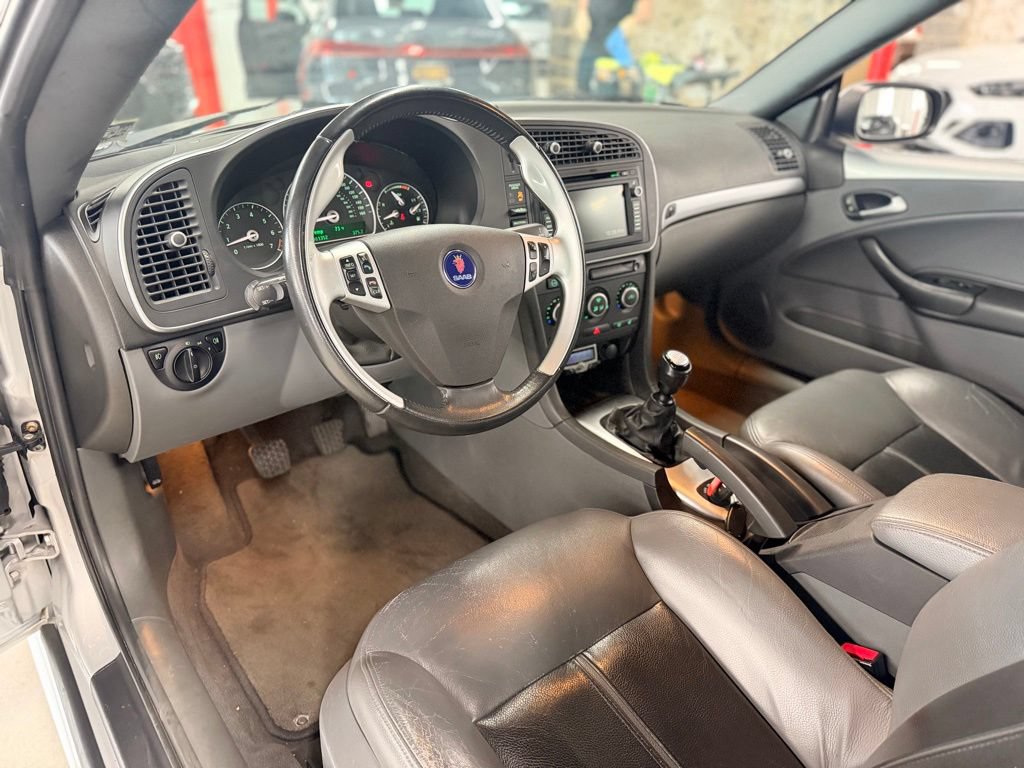 Used 2007 Saab 9-3 Aero w/ Touring Pkg FWD image 12