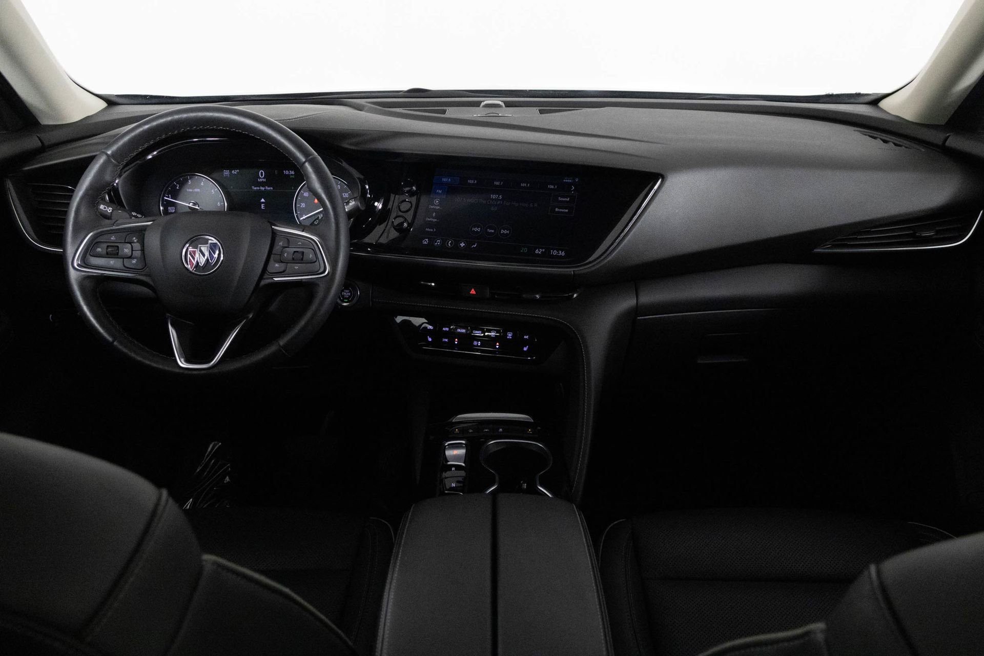 Used 2021 Buick Envision Essence image 22