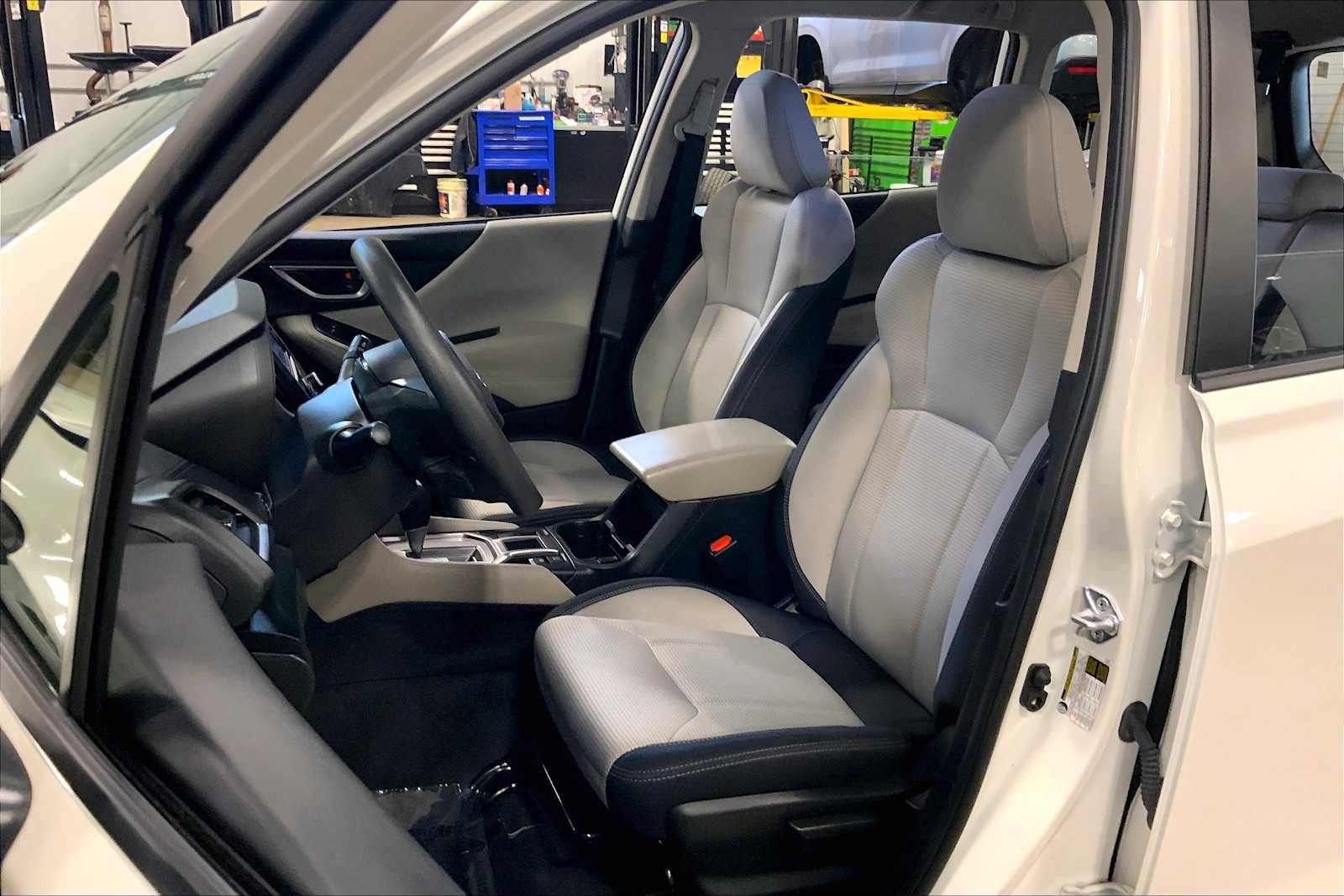 Certified 2024 Subaru Forester AWD/4WD image 9