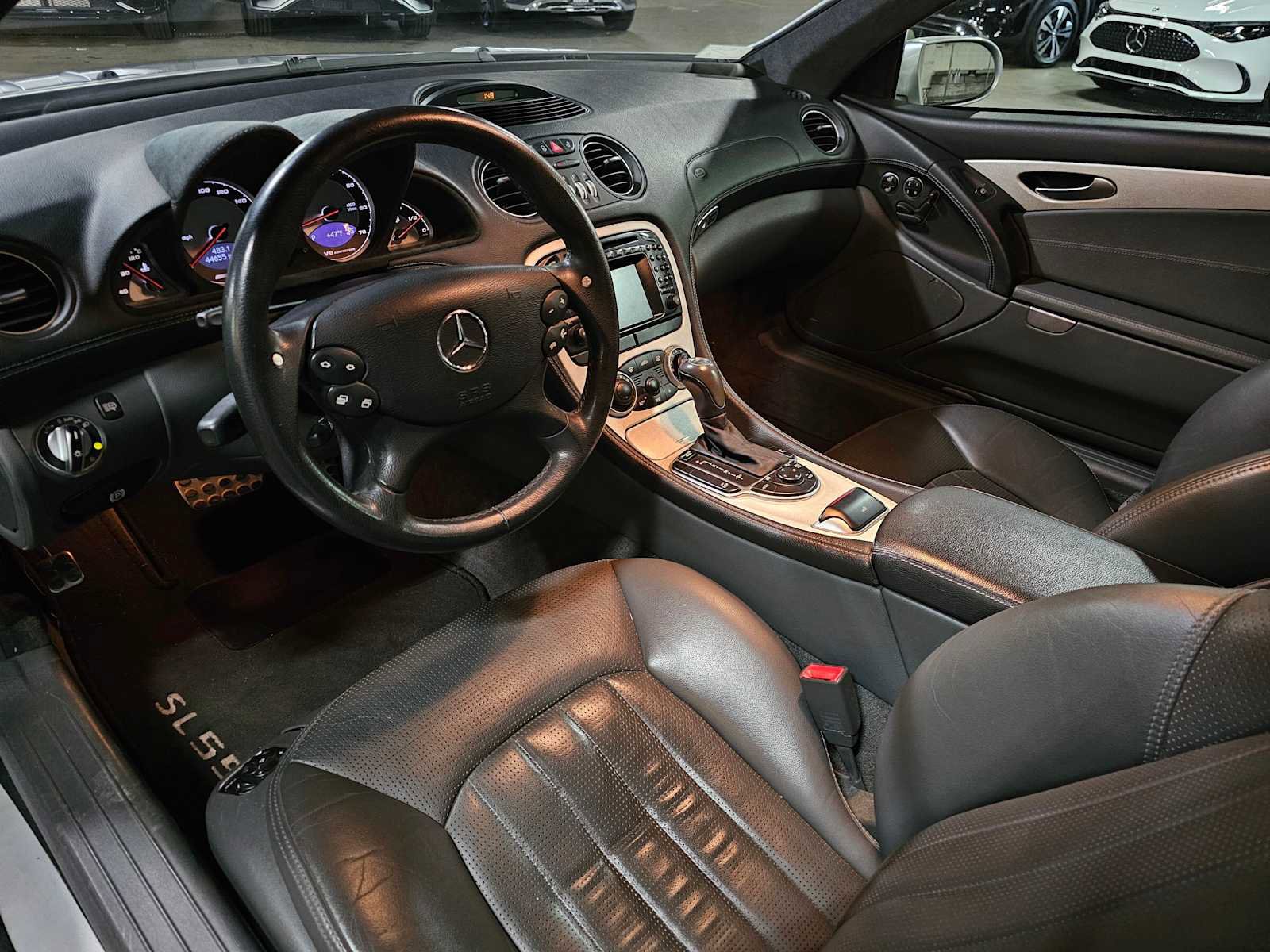 Used 2004 Mercedes-Benz SL 55 AMG image 24