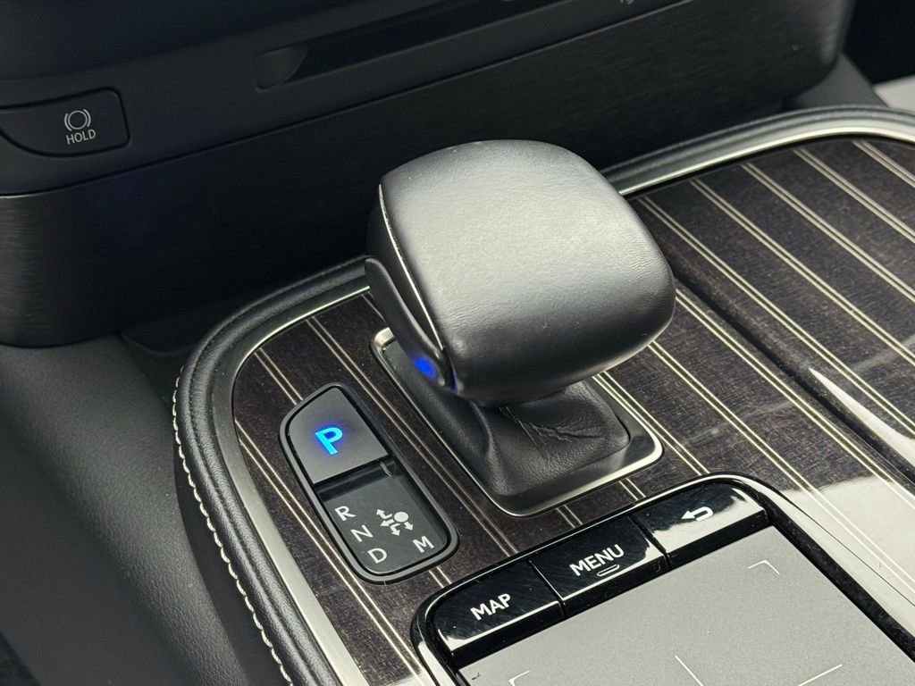 Used 2018 Lexus LS 500h AWD image 43