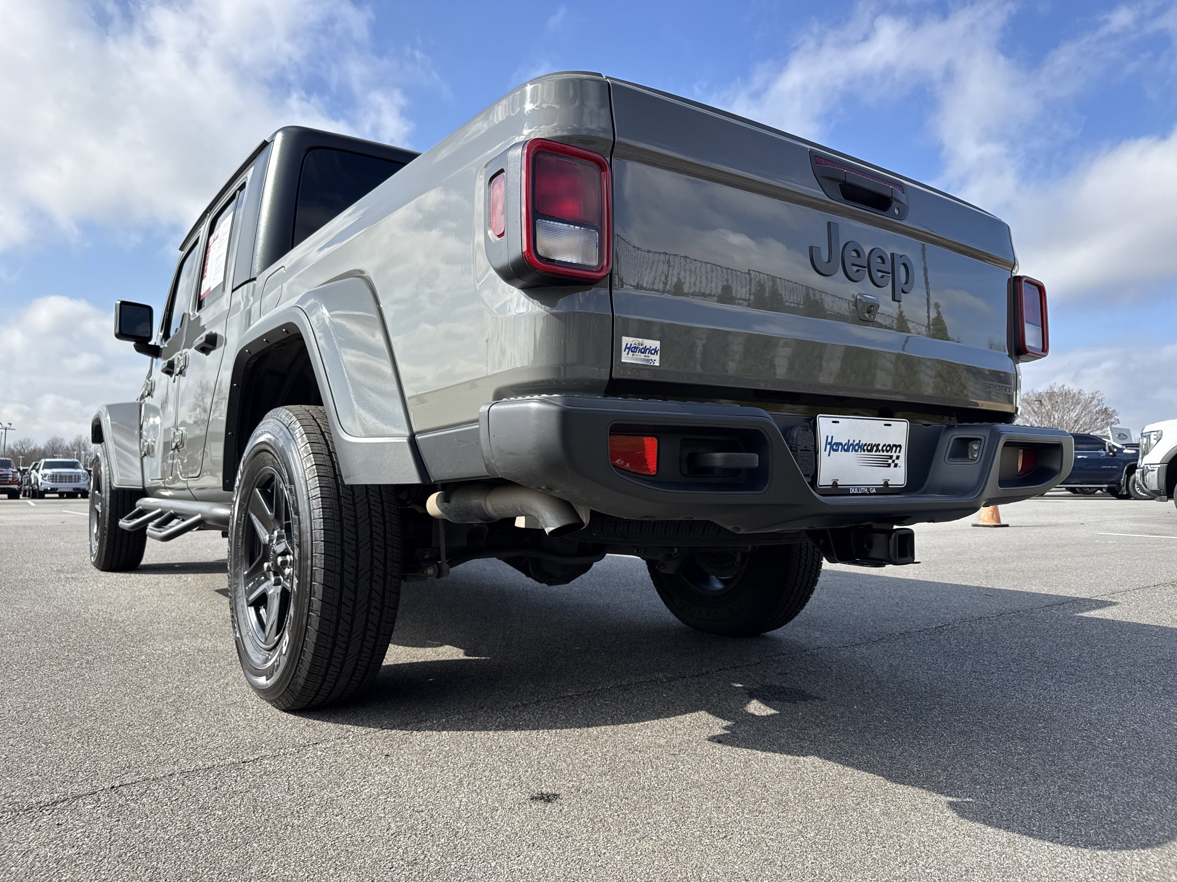 Used 2021 Jeep Gladiator Sport image 8