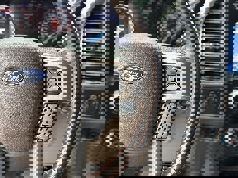 Used 2019 Ford F350 Limited image 17