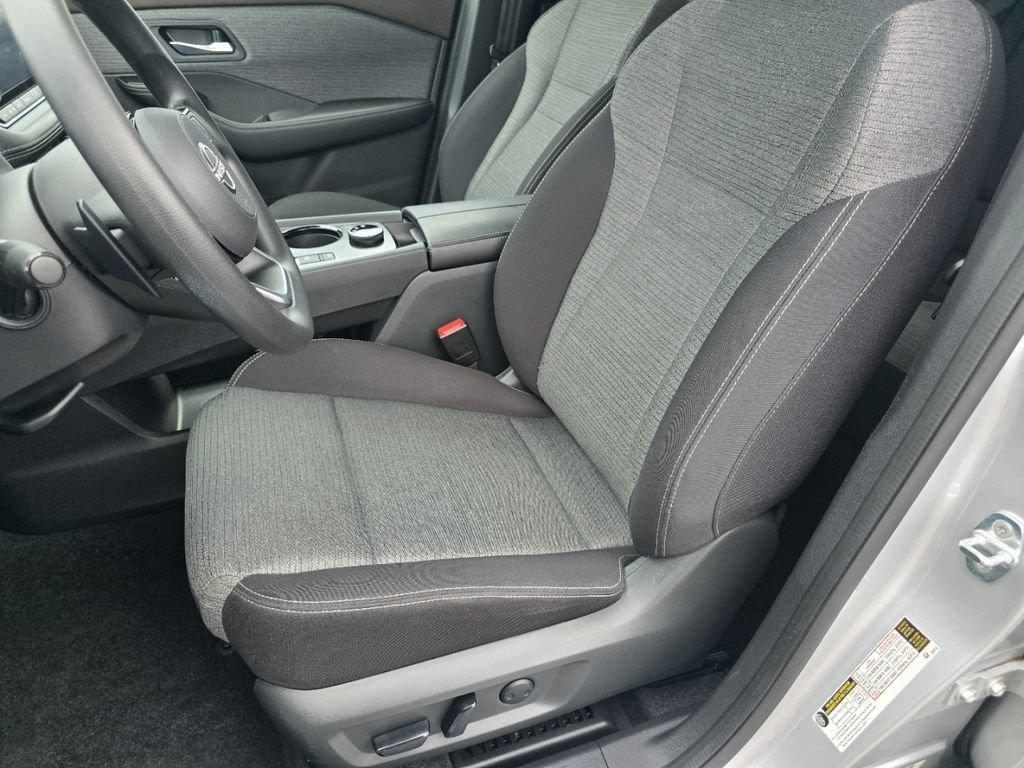 Used 2022 Nissan Rogue SV AWD/4WD image 21