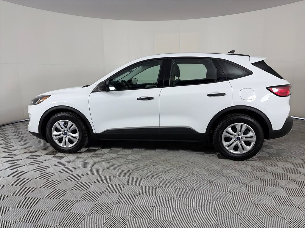 Certified 2022 Ford Escape S image 4