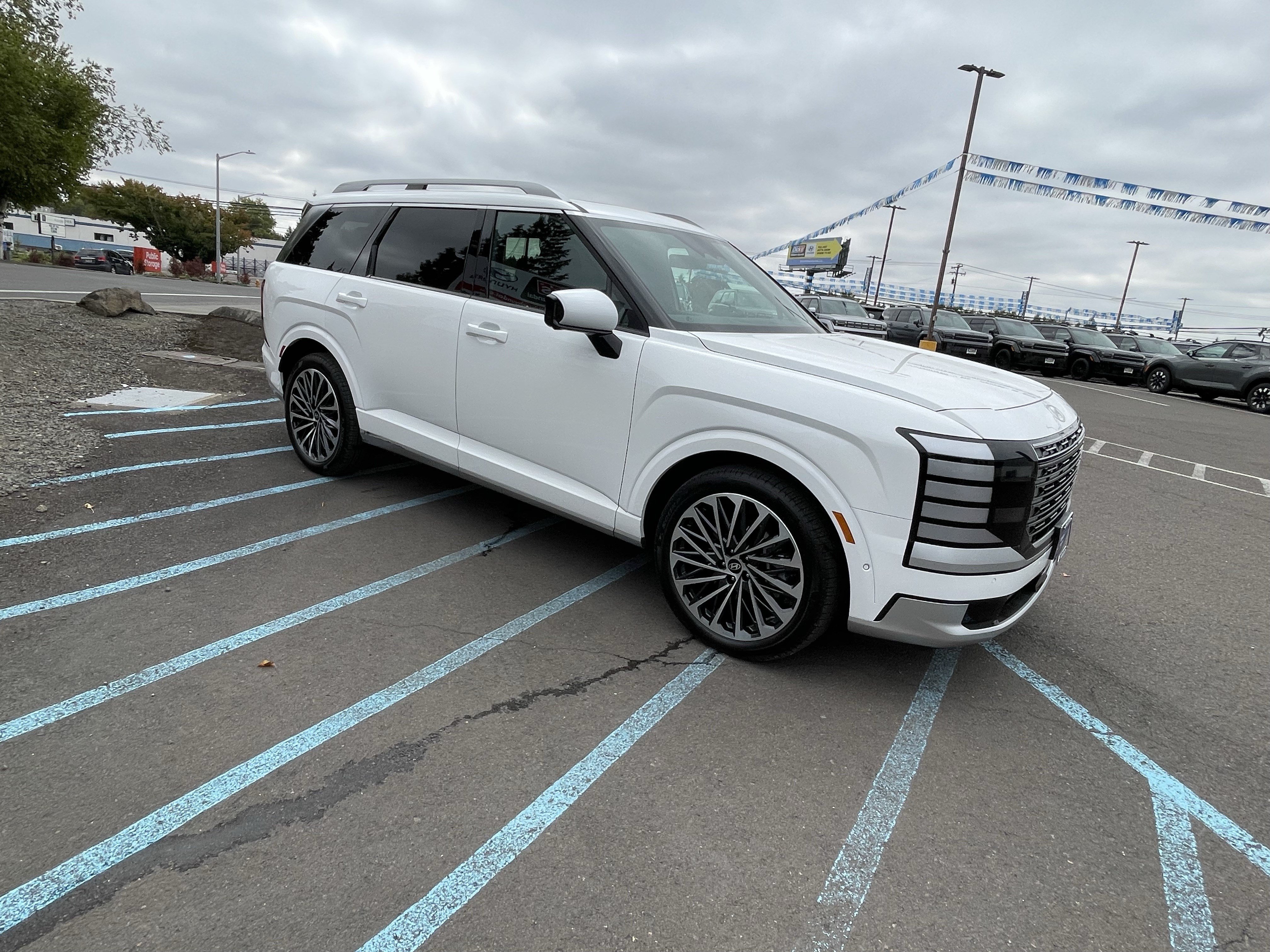 Used 2026 Hyundai Palisade Calligraphy AWD/4WD image 7
