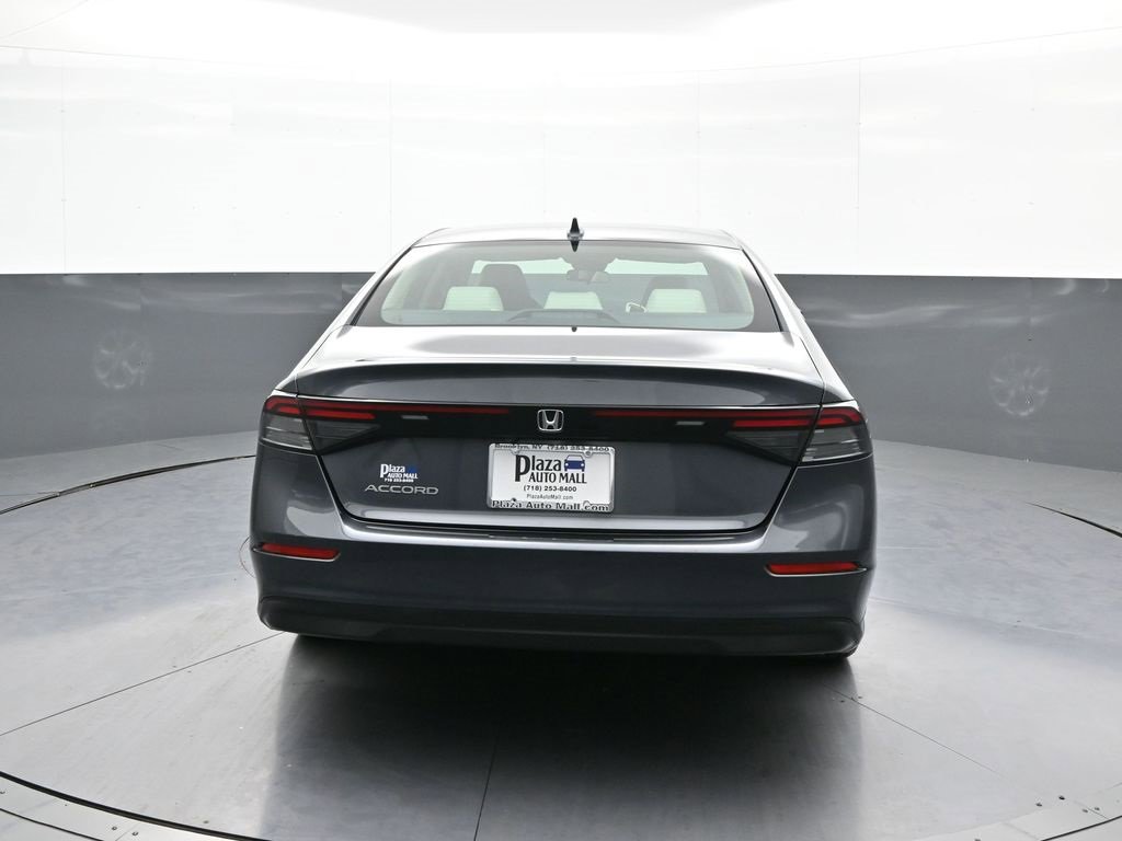 Certified 2023 Honda Accord LX image 7
