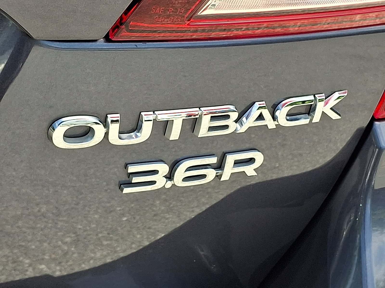 Used 2017 Subaru Outback 3.6R Limited AWD/4WD image 32
