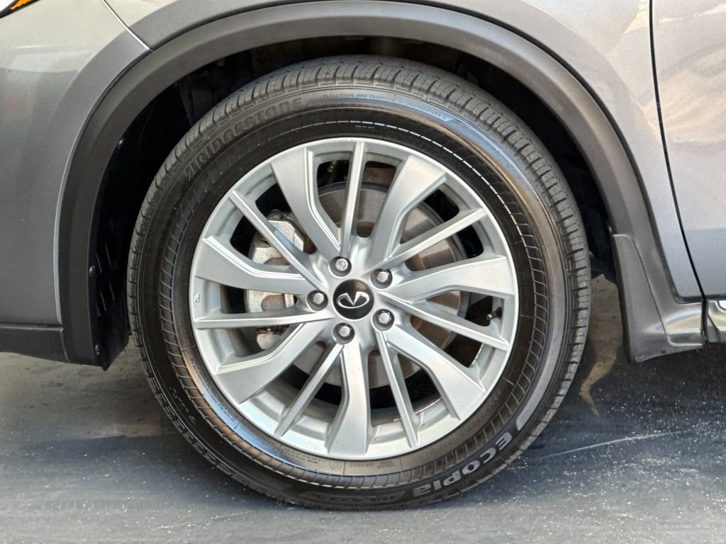 Used 2023 INFINITI QX50 Luxe w/ Cargo Package image 24