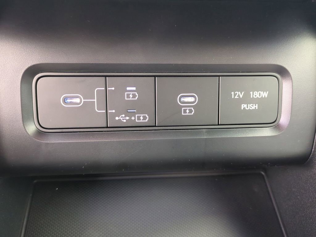 New 2026 Hyundai Tucson Limited image 28