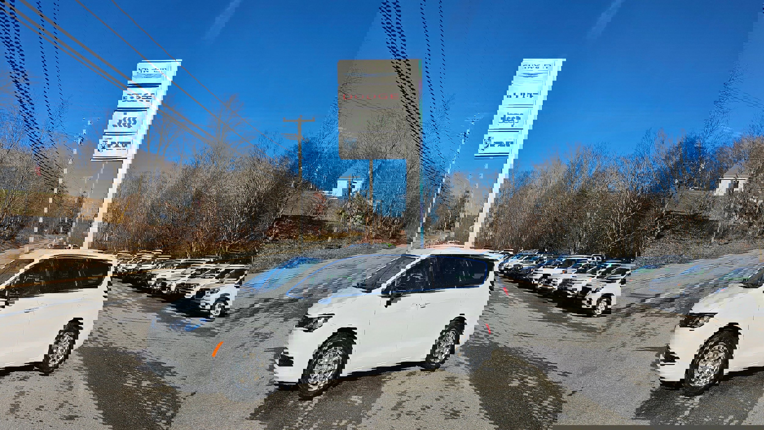 New 2026 Chrysler Voyager LX image 1