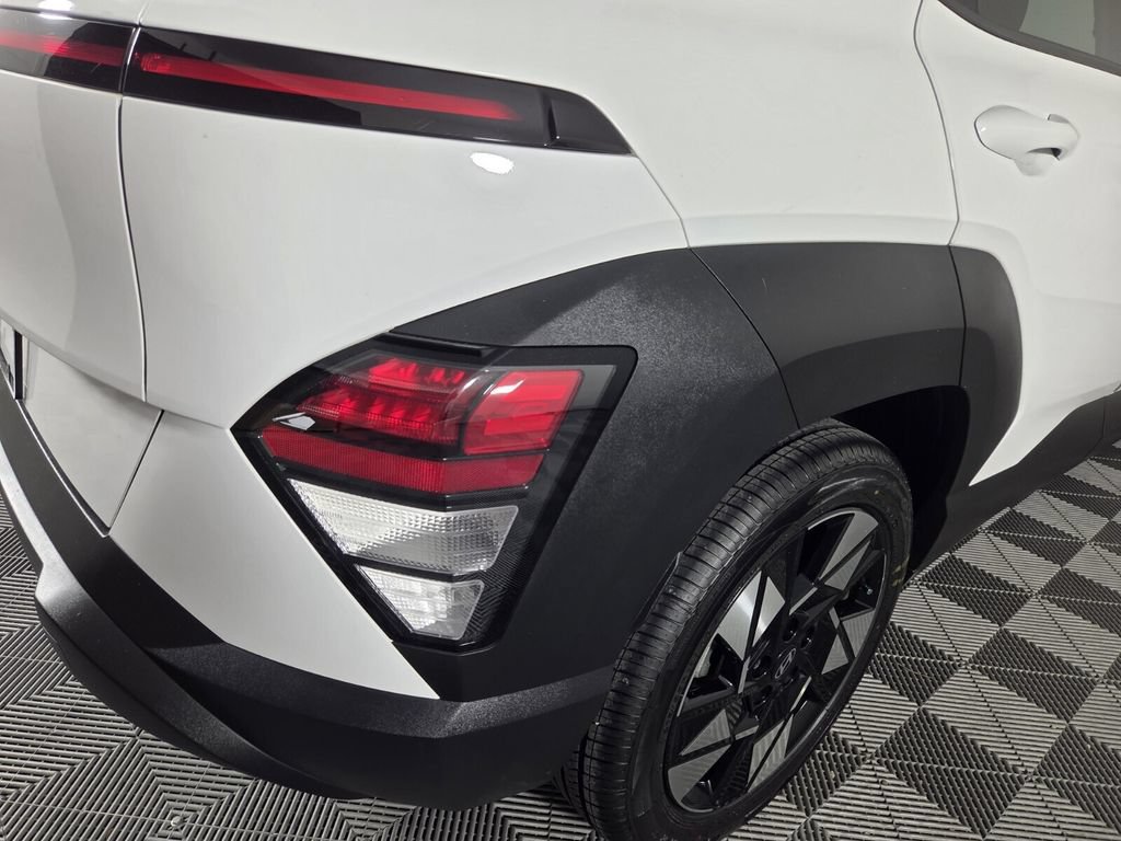 Used 2024 Hyundai Kona SEL FWD image 27