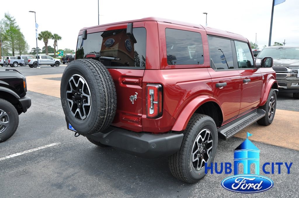 New 2026 Ford Bronco Outer Banks image 5