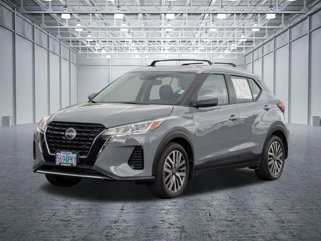 Used 2023 Nissan Kicks SV w/ Interior Electronics Package FWD image 9
