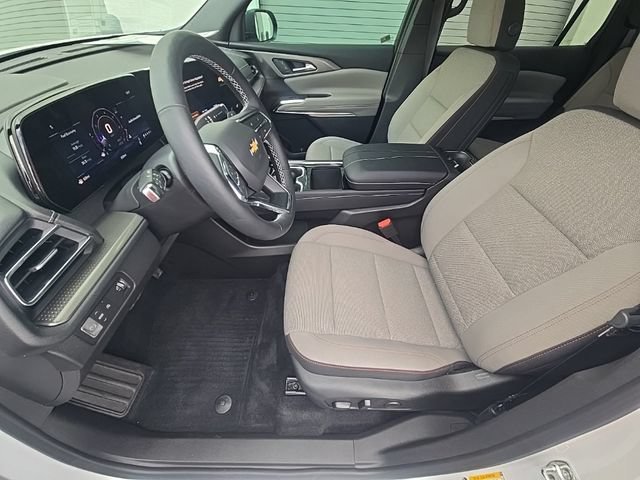 New 2026 Chevrolet Traverse LT w/ Driver Confidence Package FWD image 23