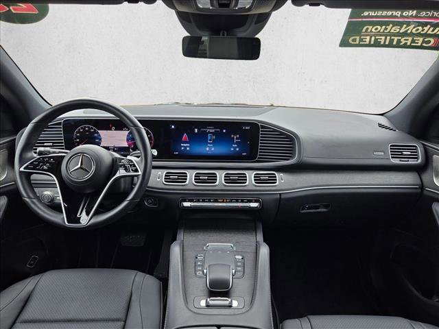 Used 2025 Mercedes-Benz GLS 450 4MATIC image 19
